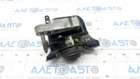 Right engine mount Toyota Rav4 19-2.5 rusty