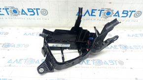Fuse box housing underhood left Toyota Rav4 19- 2.5