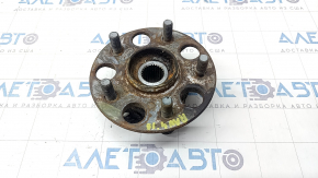 Rear left hub Toyota Rav4 19- AWD rusty
