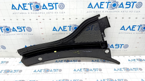 Windscreen wiper grille plastic left VW Tiguan 18 - broken