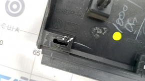 Door trim lower rear left VW Tiguan 18 - chrome molding, crack in fastening, scratches
