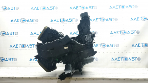 The heater body is bare BMW X5 E70 07-13 the latch is broken
