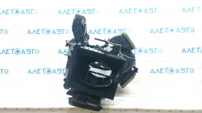 The heater body is bare BMW X5 E70 07-13 the latch is broken