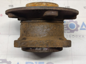 Rear left hub Mercedes GLA 14-20 AWD, rusty