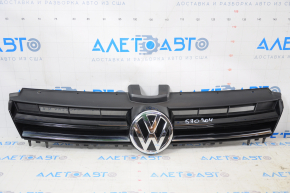 Radiator grill with VW Golf 15-17 badge sand, small scratches