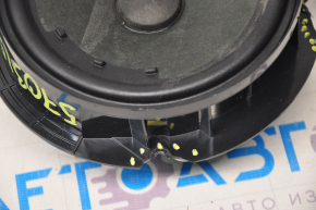 Speaker door rear right VW Golf 15 - broken fasteners