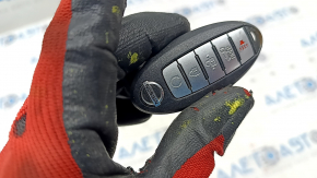 Smart key Nissan Rogue 17- 5 buttons, scratches