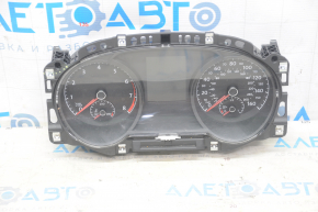 Instrument cluster VW Golf 15-39k crack in mount