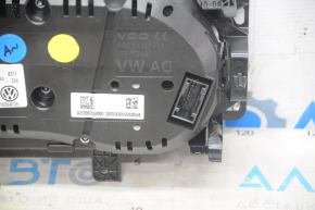 Instrument cluster VW Golf 15-39k crack in mount