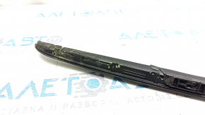 Left windshield molding BMW 3 F30 12-18 broken fasteners, dried out seal