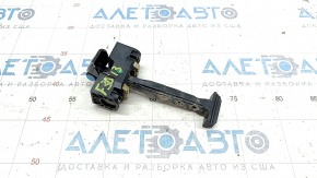 Front left door limiter BMW 3 F30 12-18