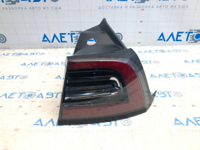 Light outer wing right Tesla Model 3 18- USA 3 pins