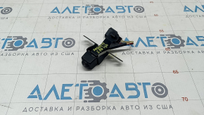 Front camera Nissan Rogue 17 - sand on glass