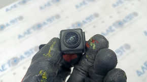 Front camera Nissan Rogue 17 - sand on glass