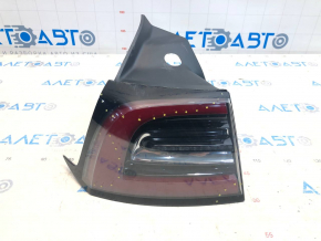 Light outer wing left Tesla Model 3 18- USA 3 pins, worn, scratches