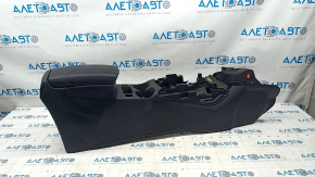 Console center armrest and cup holders Nissan Rogue 17- black, heated, scratches