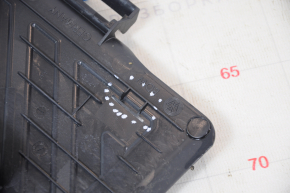 Footrest VW Golf 15 - broken fasteners