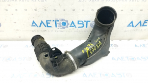 Air duct on the BMW F30 12-16 N20 manifold, cracks