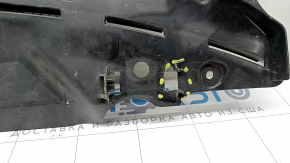 TV cover BMW 3 G20 19 - broken fastener