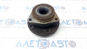 Front right hub VW Tiguan 18 - rusty