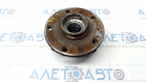 Front right hub VW Tiguan 18 - rusty