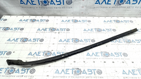 Windshield molding right Lexus IS 06-13 broken fasteners