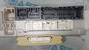 FUSE BOX Module Lexus IS250 IS300 IS350 06-13 broken mount