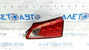 Right inner trunk lid light for Lexus IS250 IS300 IS350 11-13