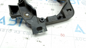 Left fog light bracket Lexus IS 11-13 cracks in fasteners