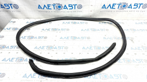 Rear right door seal for Lexus IS250 IS300 IS350 06-14