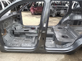Body pillar central left VW Tiguan 18- on the body, bumps