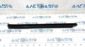 Glass seal rear right Lexus RX350 RX450h 16-22 inner