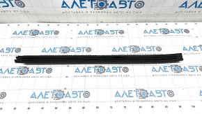 Glass seal rear right Lexus RX350 RX450h 16-22 inner
