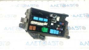Fuse box underhood left Lexus IS250 06-13 with housing