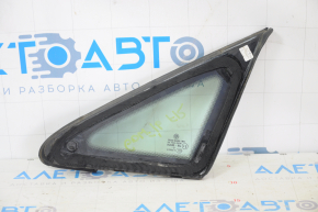 Window blind glass front right VW Golf 15 - cut seal