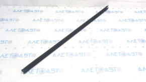 Glass seal inside front left door Chevrolet Volt 16-