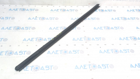 Glass seal inside front left door Chevrolet Volt 16-