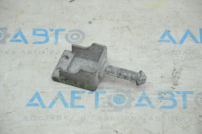 Muffler bracket left VW Golf 15- 1.8T