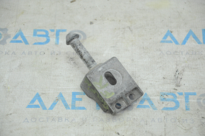 Muffler bracket left VW Golf 15- 1.8T