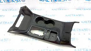 Overlay on the central console wood cup holder Kia Sorento 14-15 rest, broken fastening, scratches