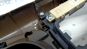 Overlay on the central console wood cup holder Kia Sorento 14-15 rest, broken fastening, scratches