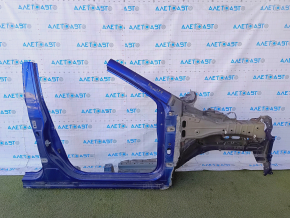Front right quarter Nissan Rogue 14-20 blue, with central pillar