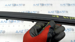 Windshield molding right BMW 3 G20 19- scratches
