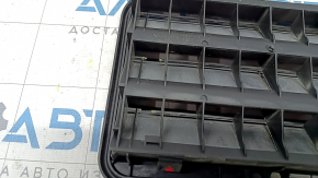 Left ventilation shield BMW 3 G20 19 - honeycomb fractures