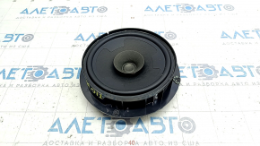 Speaker door rear right VW Tiguan 18 - crack in mount