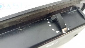 Ventilation shield left Lexus RX350 RX450h 16-22 broken mount
