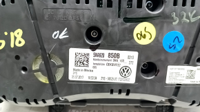 Instrument cluster VW Tiguan 18- S 32k, scratches