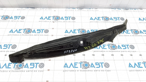 Wing seal door-wing left VW Jetta 19- broken fastening