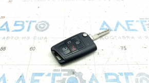 Key VW Tiguan 18- keyless 4 buttons, worn