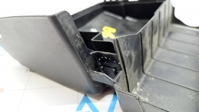 Cover of the fuse box under the hood VW Passat b8 16-19 USA broken fastening